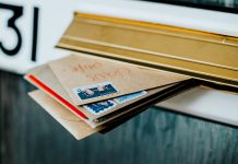 Česká pošta zdražila dopisy a poukázky. A nově měří balíky ceska_posta