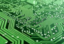 Zahraničních investic v ČR loni ubylo více než o polovinu zahraničních investic