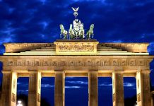 Německá ekonomika hlásí pokles. Co bude dál, se neví