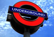 Němci mají rekordní přebytek, Britové rekordně slabý růst britové