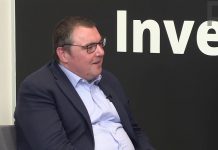 Ekonomika stagnuje, ale v pozitivním růstu, říká Miroslav Singer