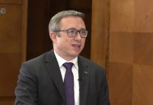 ČNB označila za proinflační riziko i fiskální politiku vlády