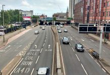 Britská ekonomika ve čtvrtletí vzrostla o rekordních 16 procent procent