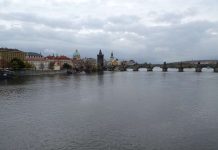 Tržby v oblasti ubytování klesly ve třetím čtvrtletí skoro o 50 % ubytovani