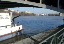 ČSÚ odhadl loňský propad české ekonomiky na 5,6 procenta ceske_ekonomiky