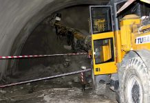 Stavební produkce loni propadla o 7,7 procenta. A padá dál stavebni_produkce