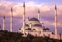 Turecko bojuje s inflací. Sazby tam stouply na 19 procenta Turecko