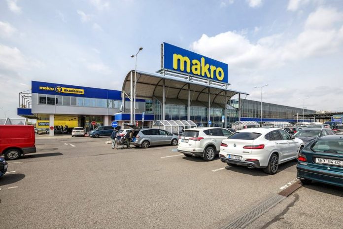 Makro