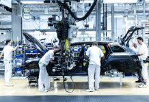 Situace v automobilovém průmyslu je i letos krizová automobilovem