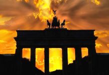 Průměrná mzda v eurech je v SRN 101 578 Kč, v ČR 34 932 Kč prumerna_mzda