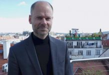 Euro je jenom měna. Německo, ale ani Řecko z nás neudělá Euro