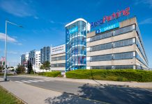 Parkování na Letišti Václava Havla vyjde i na 740 Kč za osm dní parkovani_na_letisti