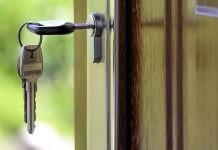 Hypoteční trh ubírá na tempu. Hypotéky přesto dál zdražují hypotecni_trh