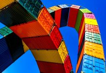 Kontejner z Číny stojí 441 000 Kč, kontejner do Číny 29 400 Kč kontejner