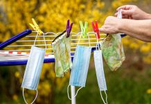 Prodávala Bicom čipy proti covidu. Dostala pokutu 1,15 mil. Kč BICOM