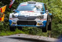 Českým top firmám loni klesl čistý zisk o 34 procent Top