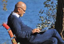 ČSSZ elektronizuje výplatu důchodů do zahraničí duchodu