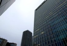 Investoři uvěřili byznysu s rizikovými pohledávkami investori