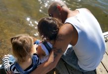 O náhradní výživné je zájem. Loni o něj zažádalo 7 000 lidí nahradni_vyzivne