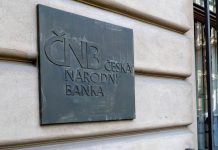 ČNB intervenovala ve prospěch koruny. ČR hrozí až 15% inflace koruny