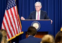 FED zvýšil základní úrok i pokračuje v prodeji dluhopisů FED