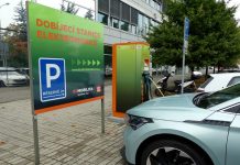 Dobíjecí stanice v Česku rychle přibývají. Dost jich ale není dobijeci_stanice