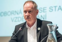 Ministr Gazdík končí kvůli stykům s mafií. Vláda útočí na ANO Petr_Gazdik