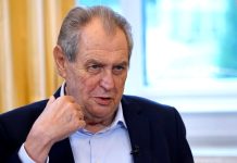 Prezident Zeman tvrdě sepsul exguvernéra Jiřího Rusnoka Zeman
