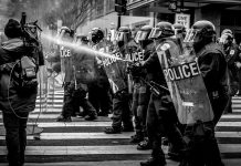 Ekonomické problémy podnítí sociální napětí v EU i USA socialni_napeti