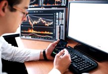 Analytici XTB uspěli v žebříčku FX Forecast Bloomberg bloomberg