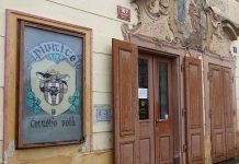 Vláda s námi nekomunikuje, tvrdí hotely a restaurace vlada