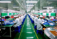 Evropa říká ne otrocké práci v Číně zákazem dovozu Cine