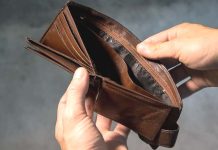 Inflace sebrala z růstu průměrné mzdy 15,8 % mzdy