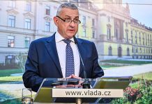 Vláda slíbila firmám kompenzace i úvěry vlada