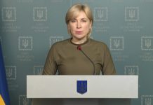 Přezimujte v cizině, vyzvala Ukrajince jejich vicepremiérka Ukrajince