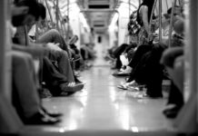 Na planetě žije už osm miliard lidí, uvedla OSN OSN