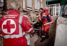 Na Ukrajinu jezdíme už od roku 2014, říká šéf ČČK na_Ukrajinu