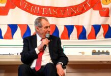 Zeman podepsal windfall tax. Daň tak stvrdil i pro vybrané banky dan