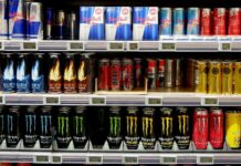 Byznys s energy drinky je zralý na regulaci, tvrdí lékaři energy_drinky