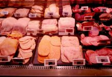 Inflace klesá v EU, USA i Británii. Nikoli ale v Česku inflace