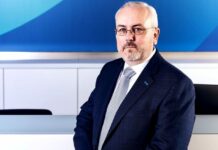 Stát si nepůjčuje na investice, ale už jen na provoz, říká Petr Dufek stat