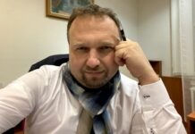 Krize úřadů práce: Jurečkovi nevadí náměstkyně sedící na dvou židlích uradu_prace