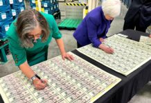 USA narazily na limit zadlužení. V přepočtu dluží téměř 700 bil. Kč zadluzeni