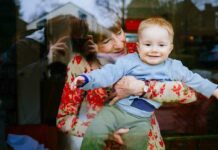 Invalidní důchodce výchovné nedostává, jen starobní Invalidni