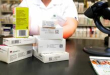 Reexport léků opět kvete. SÚKL a lékárníci jsou ve při leku