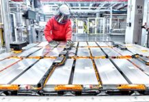 Buď klíčové suroviny máte, nebo nemáte. Ale které suroviny? suroviny