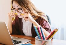 Elektronicky DAP podávají i ty OSVČ, jež si datovku neaktivovaly podavaji