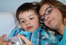 Vládní balíček: Průměrné rodiny zaplatí na daních nejvíc rodiny