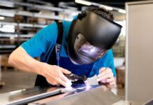 Česká ekonomika prochází technickou recesí Ceska_ekonomika