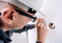 Nezaměstnanost s příchodem jara klesla na 3,7 procenta Nezamestnanost